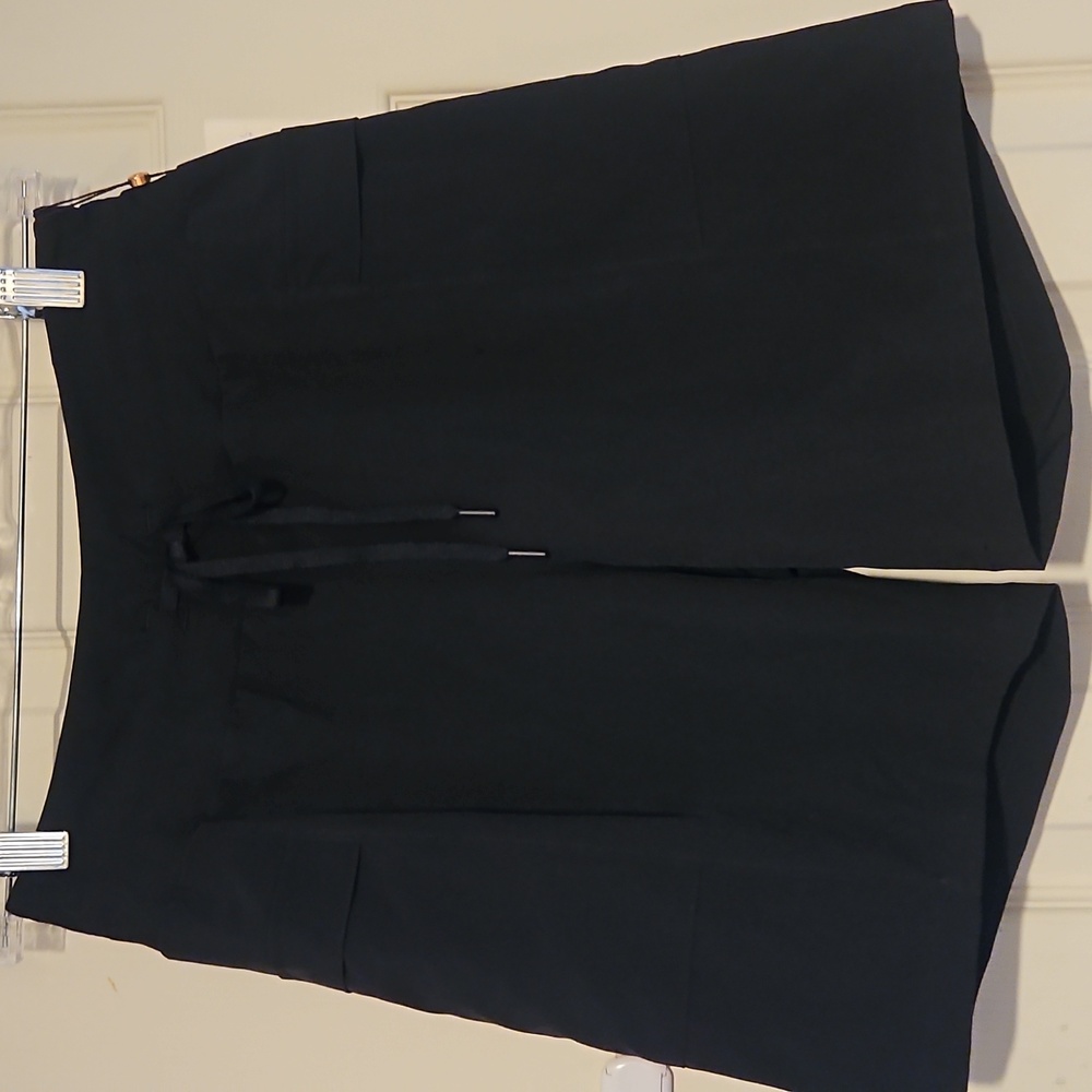 CALIA Women's TrueLight Cargo Bermuda Short: 7" INSEAM: BLACK: NEW WITH TAGS: S